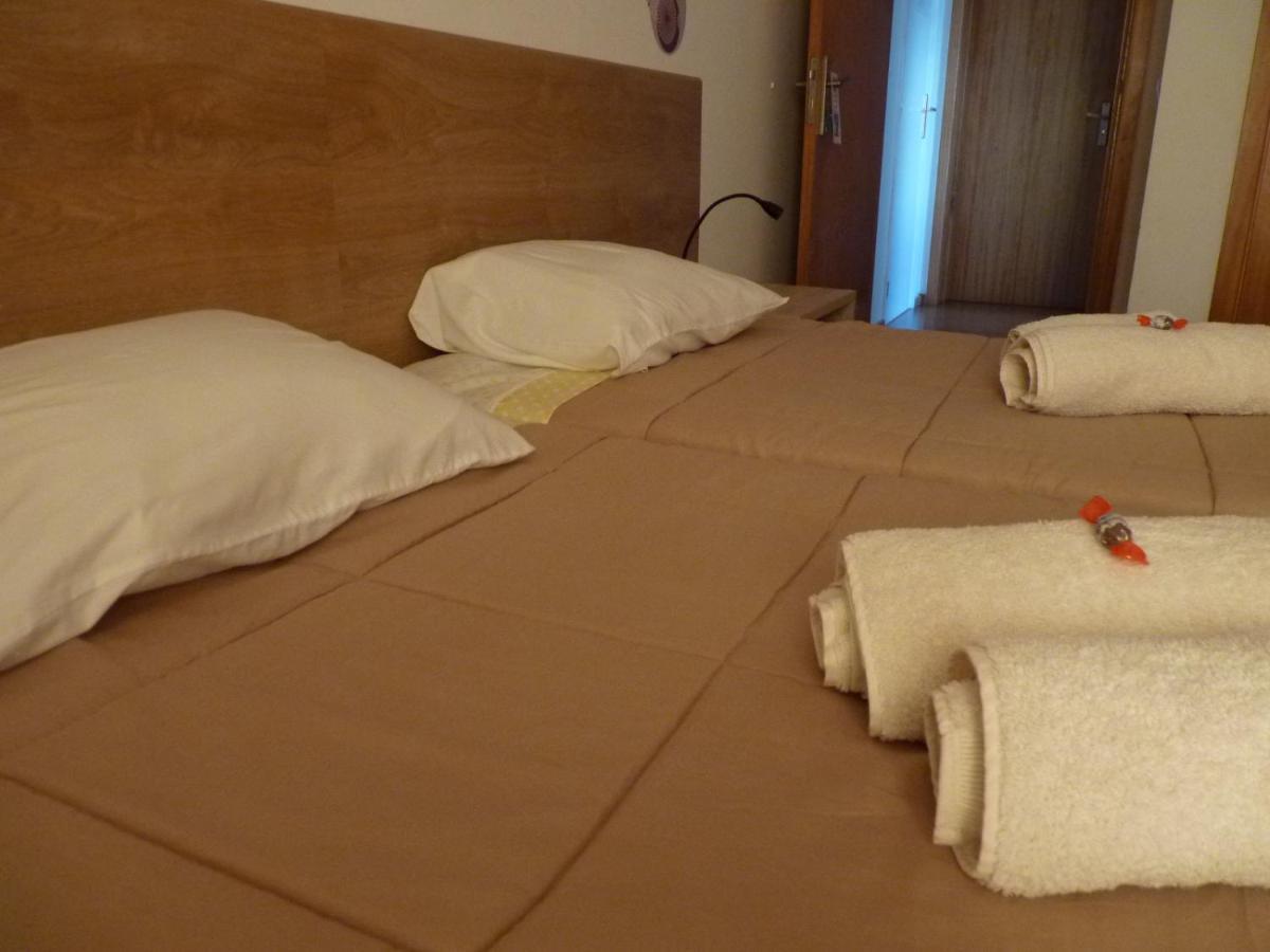 Ponta Delgada Azores Holidays House -B&B - Suites - Self Check-In Keyboard מראה חיצוני תמונה