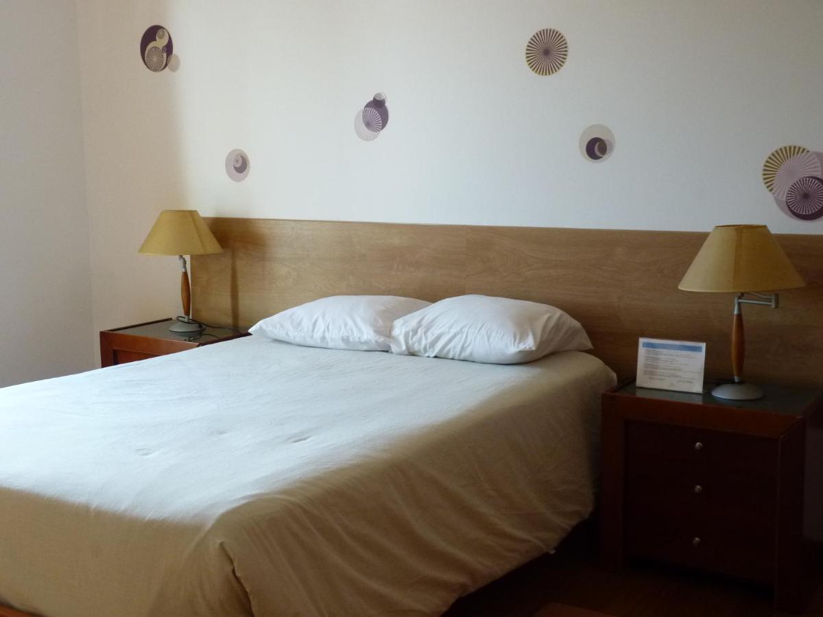Ponta Delgada Azores Holidays House -B&B - Suites - Self Check-In Keyboard מראה חיצוני תמונה