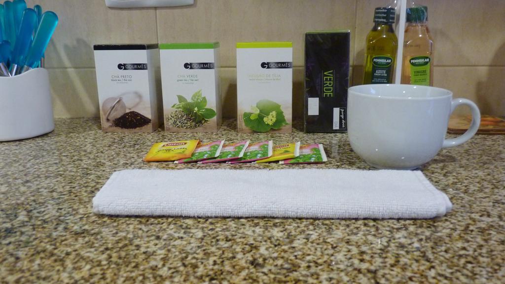 Ponta Delgada Azores Holidays House -B&B - Suites - Self Check-In Keyboard מראה חיצוני תמונה