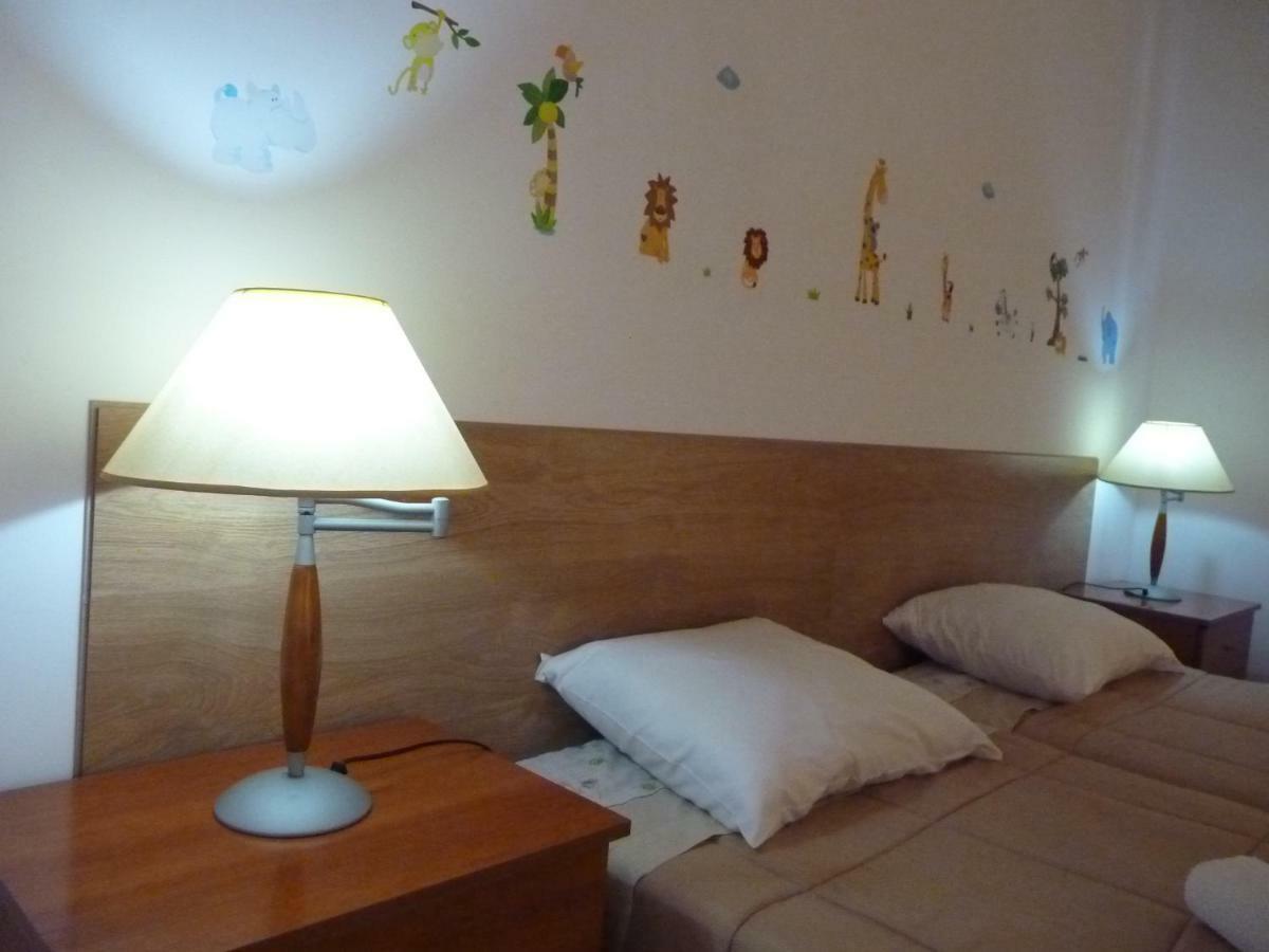 Ponta Delgada Azores Holidays House -B&B - Suites - Self Check-In Keyboard מראה חיצוני תמונה